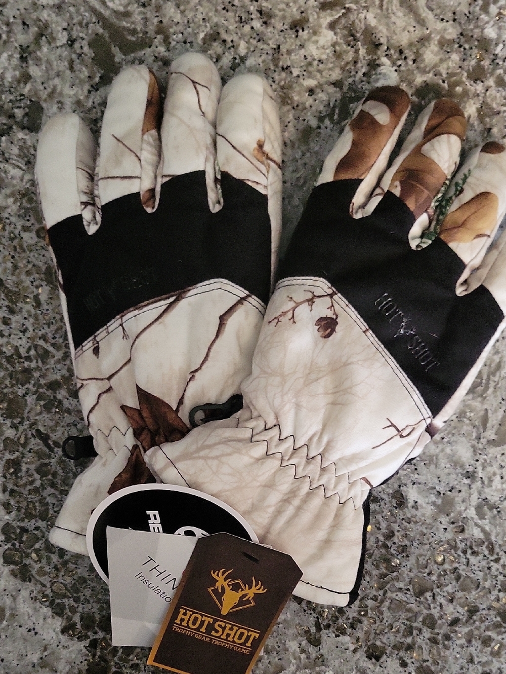 Hot Shot Realtree Waterproof Winter Gloves